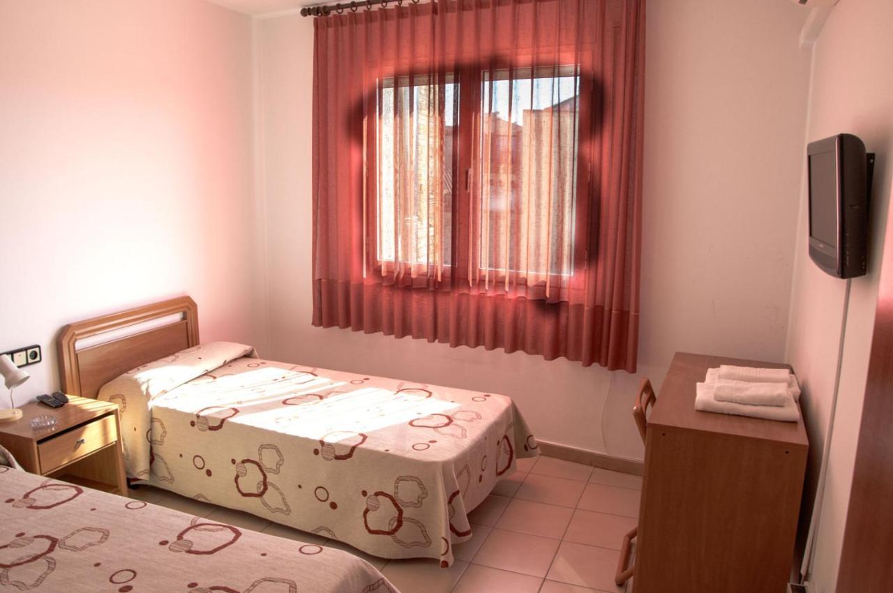 Hostal Fontdemora Mora la Nueva 외부 사진